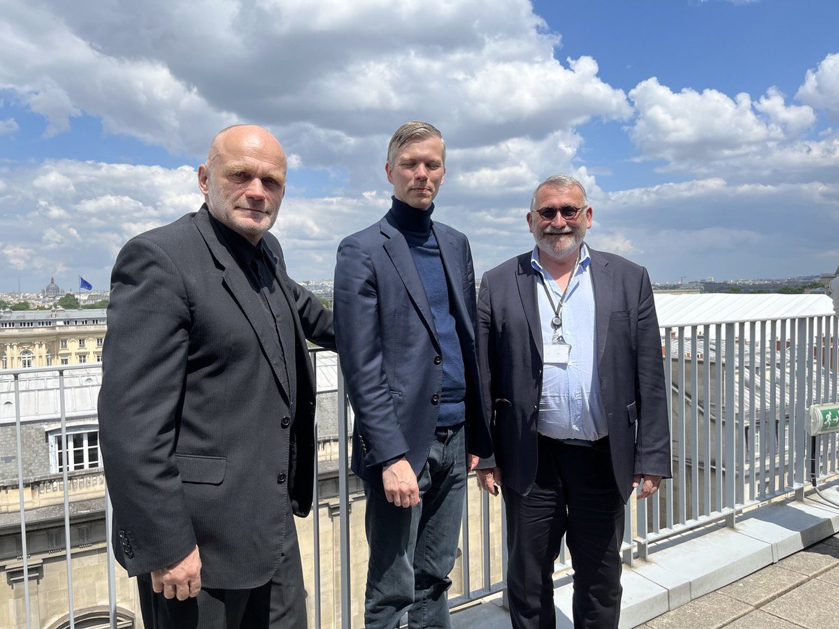 Rencontre avec le président de la Commission des affaires européennes du Parlement de Lettonie

J'ai eu le plaisir de recevoir à l'Assemblée nationale M. Edmund CEPURITIS en ma qualité de Président du groupe d'amitié France-Lettonie et en compagnie M. Frédéric PETIT,