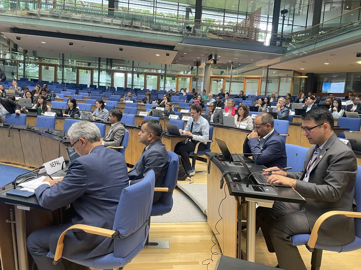 Apar Paudyal (@aparpau) on Twitter photo Expert Dialogue in mountain and climate change kicked off #juneclimatemeeting #bonn <a href="/arnicopanday/">Arnico Panday рдЕрд░рдирд┐рдХреЛ рдкрд╛рдБрдбреЗ</a> <a href="/MaheshwarDhaka1/">Maheshwar Dhakal</a> <a href="/manjeetdhakal/">Manjeet Dhakal</a> <a href="/bimalrajregmi/">bimalrocks</a> <a href="/MOFENepal/">MOFE NepalЁЯЗ│ЁЯЗ╡</a> <a href="/UNFCCC/">UN Climate Change</a> Expert Dialogue in mountain and climate change kicked off #juneclimatemeeting #bonn <a href="/arnicopanday/">Arnico Panday рдЕрд░рдирд┐рдХреЛ рдкрд╛рдБрдбреЗ</a> <a href="/MaheshwarDhaka1/">Maheshwar Dhakal</a> <a href="/manjeetdhakal/">Manjeet Dhakal</a> <a href="/bimalrajregmi/">bimalrocks</a> <a href="/MOFENepal/">MOFE NepalЁЯЗ│ЁЯЗ╡</a> <a href="/UNFCCC/">UN Climate Change</a>