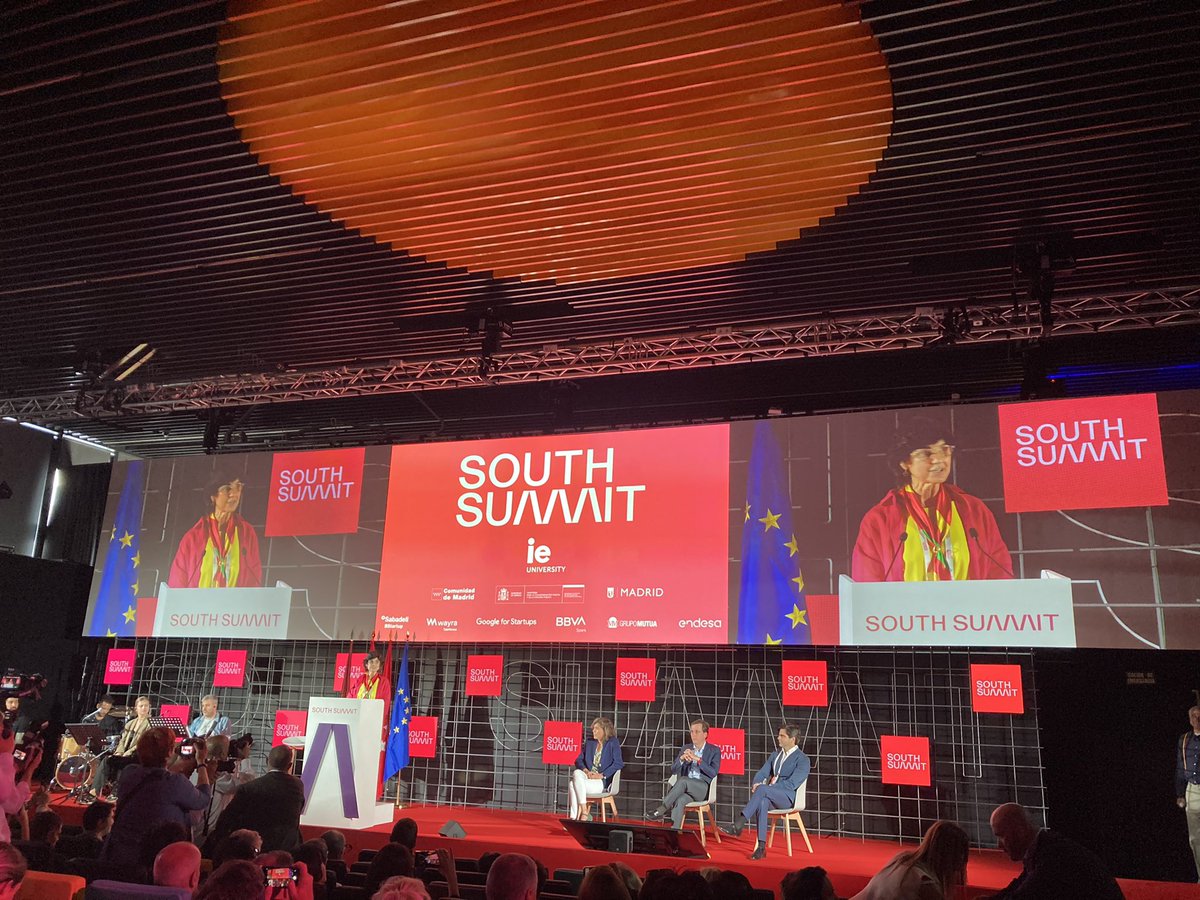 Opening ceremony for the 13th edition of <a href="/south_summit/">South Summit</a>! We are very proud to have been partners of this meeting of minds for so many years. Thanks for the special mention <a href="/mbenjucv/">Maria Benjumea</a>💛 #SouthSummit24