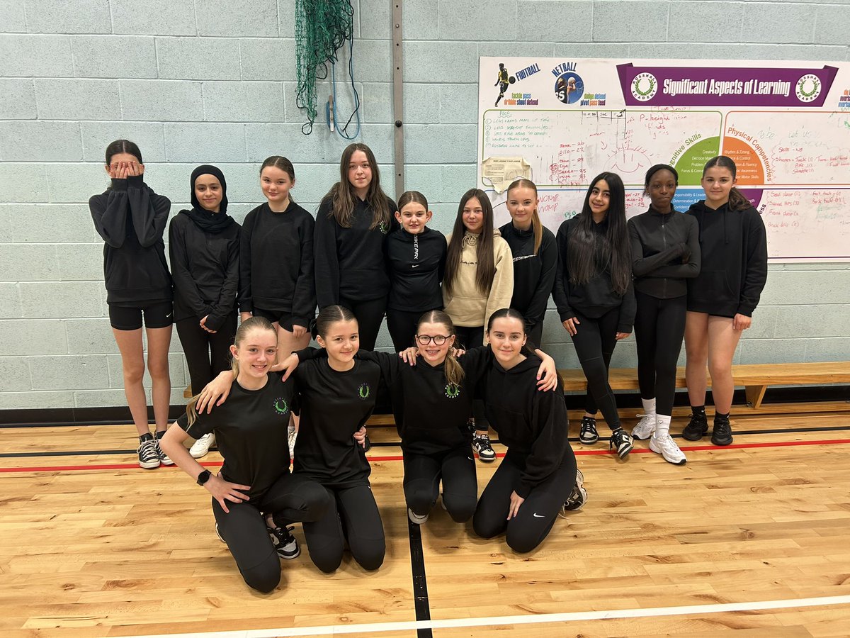 Sports Day is off the a great start with the S1 girls high jump ⭐️🏅
Well done girls! Fantastic effort and sportsmanship 👏🏼🤝