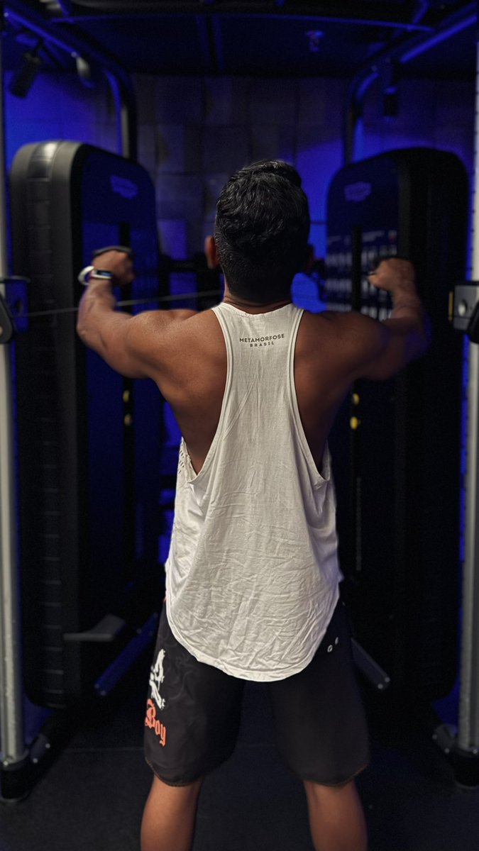 Pelo poder do prisma lunar!!! 🌙 tweet media