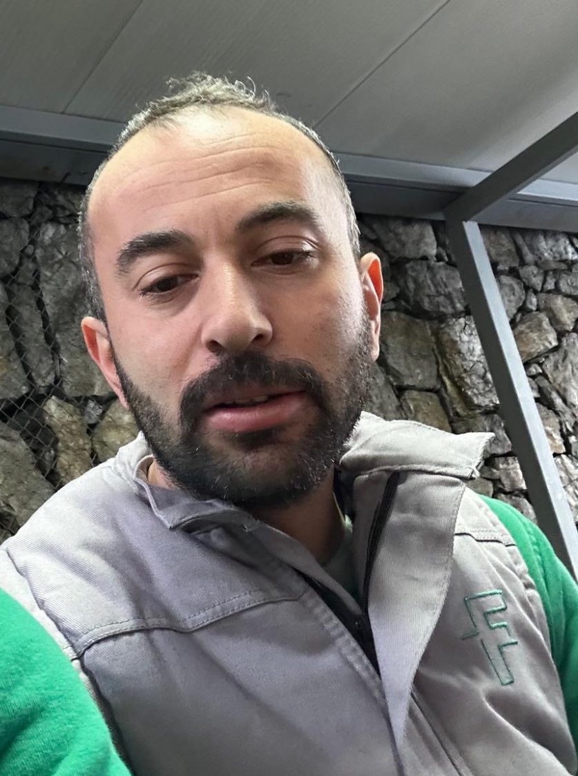 SerdarOk14's tweet photo. Nasıl kıydınız el kadar sabiye hiç utanmanız da yok mu sizin şu yüze vururken hiç mi eliniz titredi utanmazlar #FatihAytarYalnızDeğildir https://t.co/snW5L14BEF