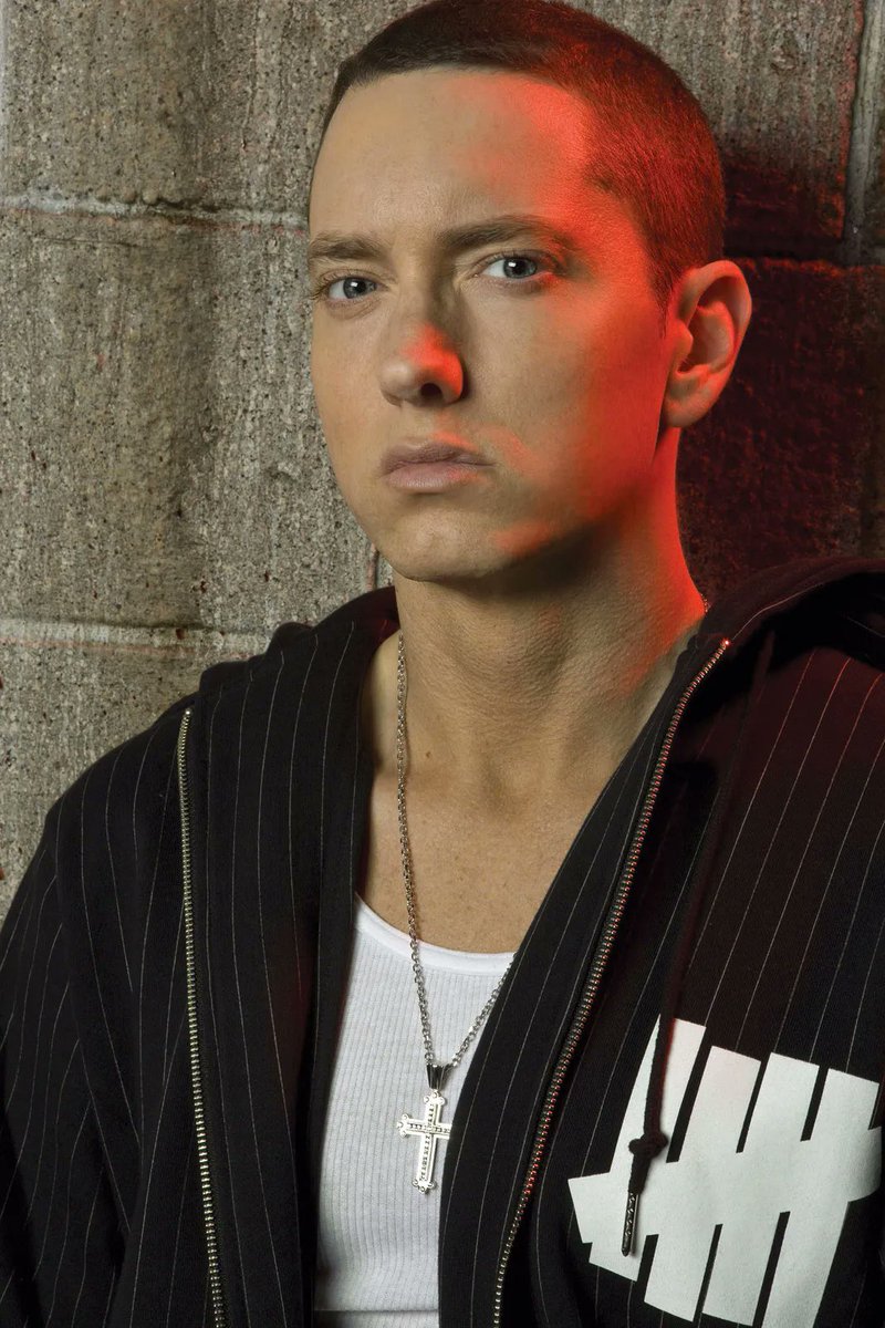 ACTBrigitte's tweet photo. Eminem says he will leave America if Trump is elected President.

I will chip in for his one-way flight out of here! https://t.co/7B8e6UI8Tq