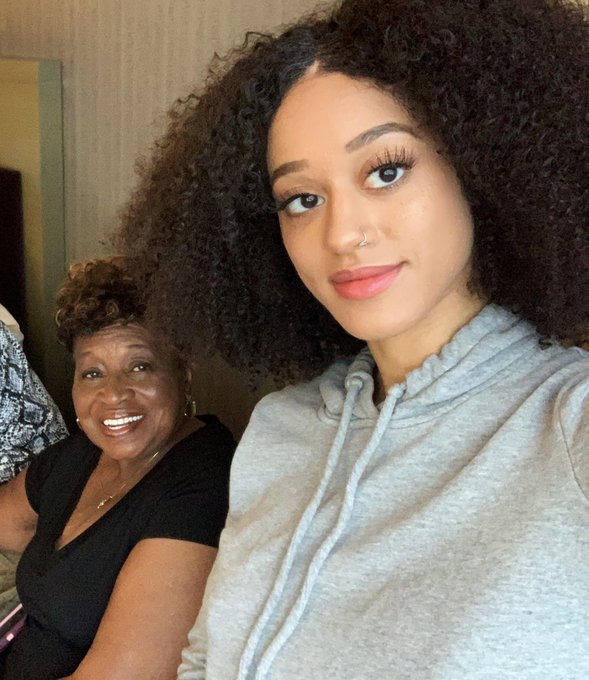 My Grandma is my heart ❤️ https://t.co/knPniFYrph<a href="/tag/mvsales"class="tags"><span>#mvsales</span></a>