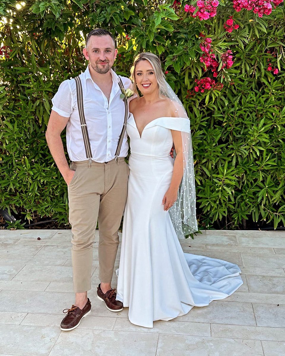 Helen Watts tweet media