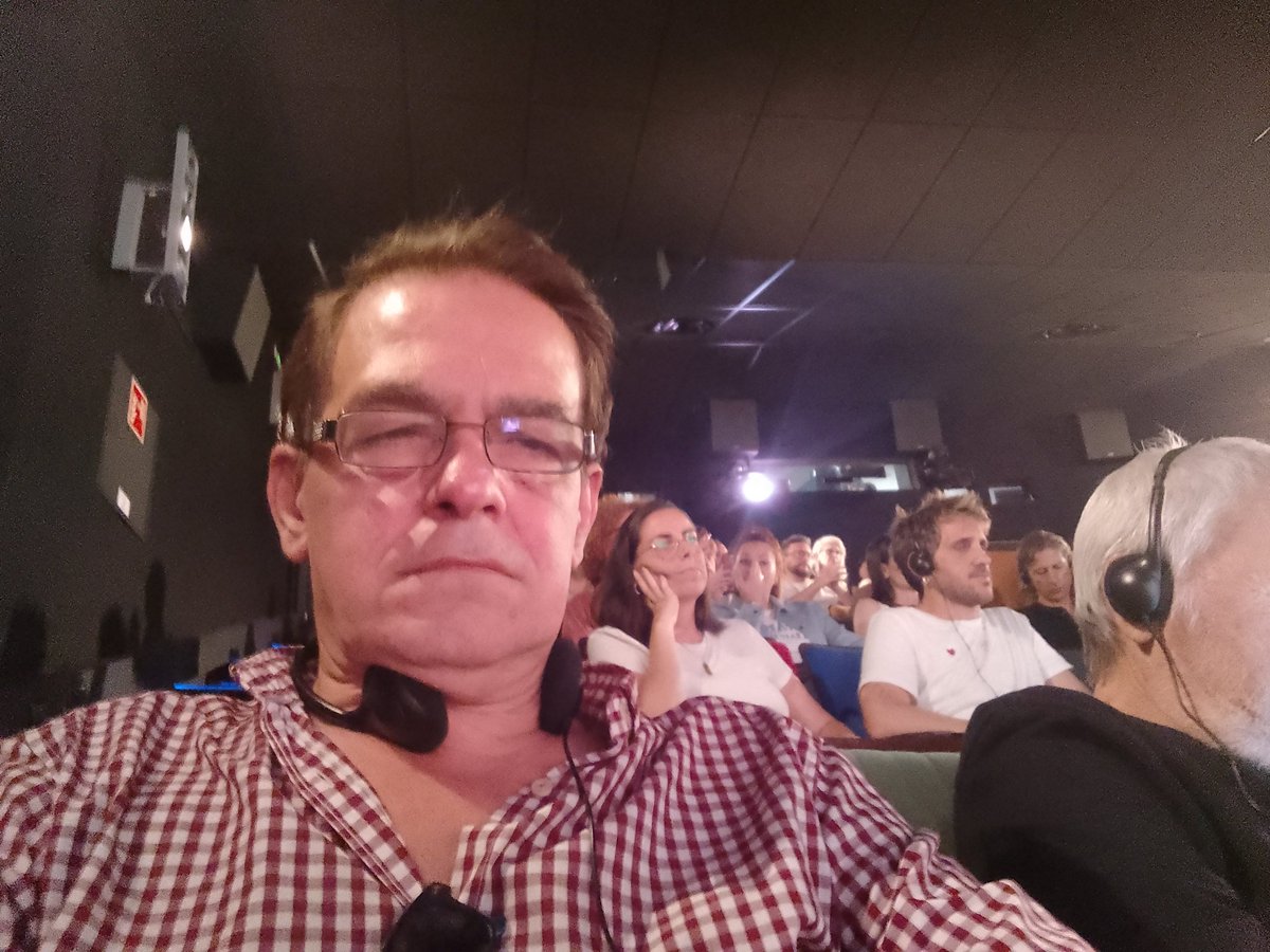 ALEXUNE's tweet image. Susan Sarandon en la academia de cine Madrid