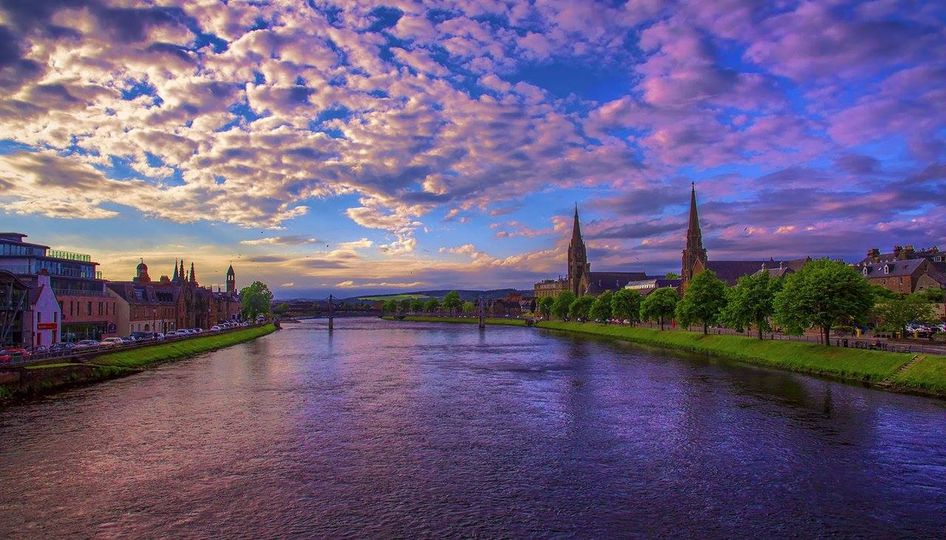 Scottish_Banner's tweet photo. #Inverness is a Gaelic word meaning "mouth of the #RiverNess", which flows out of Loch Ness. Have you been?
Great 📸: Inverness Festivals
#VisitInverness #Highlands #Scotland #ScotlandIsCalling #ScottishBanner #LoveInverness #LoveScotland #Alba #BestWeeCountry https://t.co/PcOzXSTQaC