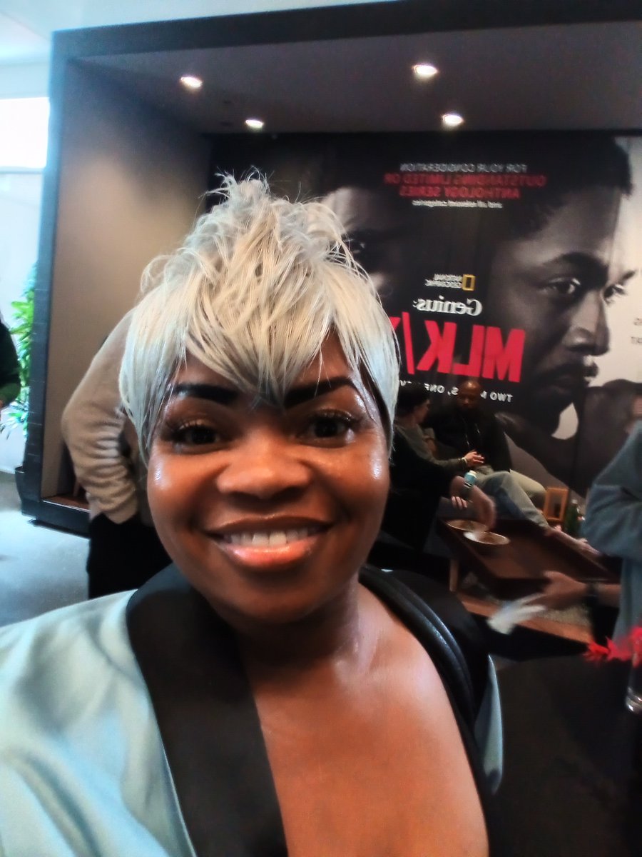 sylvideo's tweet photo. Genius MLK/X Screening, great storytelling with a current twist. Great Screening. #Sylvideoproductions #hulu #disneyplus #mlkx #screening #storytelling @GPBmadeit  #writing #music #executiveproducers https://t.co/Q1ibqtIkJK