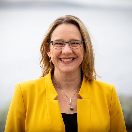 Climate Systems Hub (@nespclimate) on Twitter photo The latest addition of our newsletter features an editorial by our acting hub leader <a href="/CSRIO/">CouchSurfing Rio</a> scientist <a href="/Jaclyn_N_Brown/">Jaclyn Brown</a>
Read Jaci's editorial on our website:
nesp2climate.com.au/climate-system…
#NESP <a href="/DCCEEW/">DCCEEW</a> The latest addition of our newsletter features an editorial by our acting hub leader <a href="/CSRIO/">CouchSurfing Rio</a> scientist <a href="/Jaclyn_N_Brown/">Jaclyn Brown</a>
Read Jaci's editorial on our website:
nesp2climate.com.au/climate-system…
#NESP <a href="/DCCEEW/">DCCEEW</a>