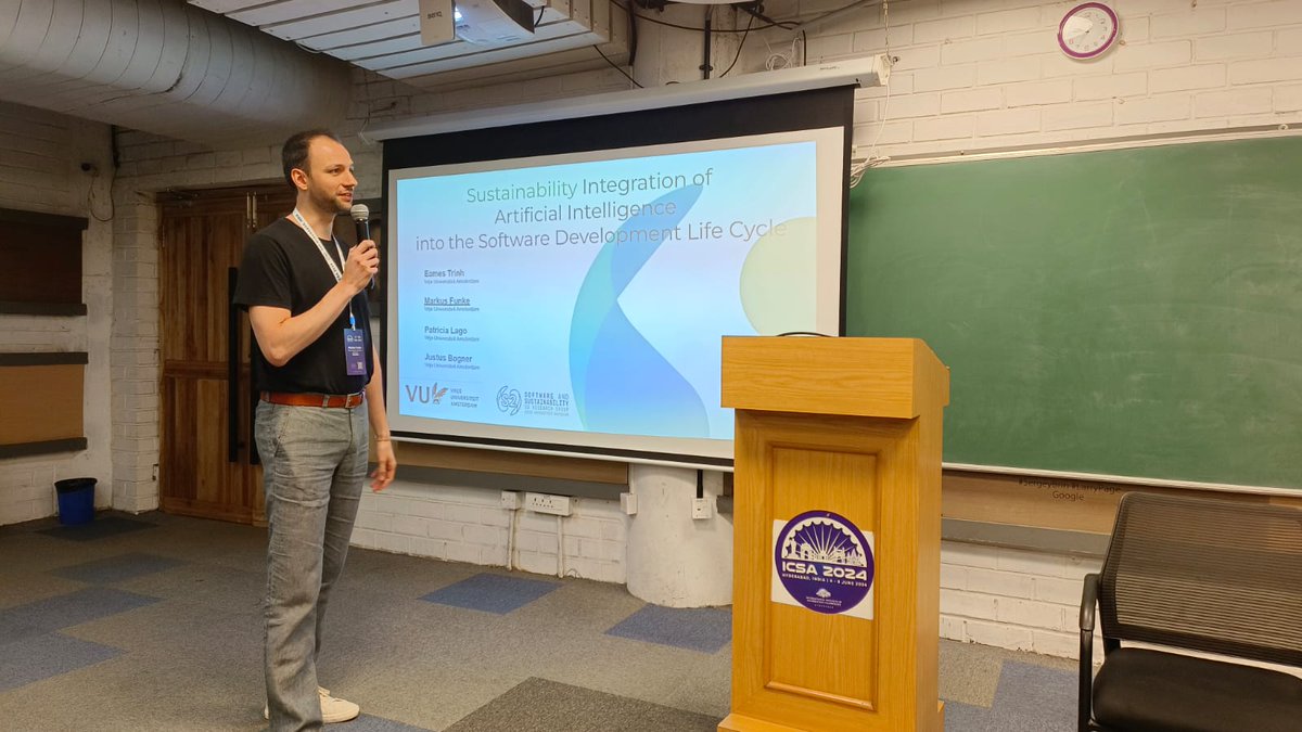 Presentations on Carbon-aware, Low CO2 Emissions based Sustainable Software is a Way to GO! @ GREENS 2024 #ICSA2024 Day 2 #WeAreICSA