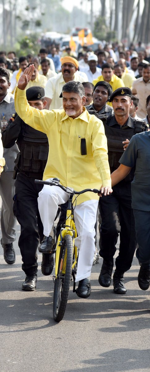 heromurari's tweet photo. @ncbn congratlations sir 💐🎉 https://t.co/uHIH4K5WRu