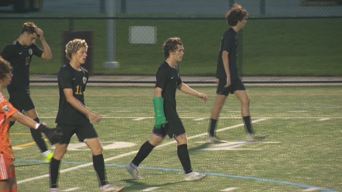 briansmithtv's tweet photo. Wildcats, Falcons, and Lions boys soccer heads to state semis with Kellam and Jamestown girls soccer joining them @13NewsNow @GBWildcats_BSOC @FWCBoysSoccer @WHSCoachCook ⚽️⚽️⚽️
https://t.co/uOJLa1gaLQ https://t.co/ha2MBkQrwW