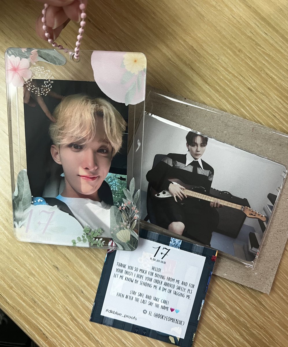 solanah_uh's tweet photo. sauuuur saur cuuuuute!! tysm, @dokyeomieblue ! + these freebies hehe ππ»ββοΈ #dkblue_proofs https://t.co/EX5oKSr8hy
