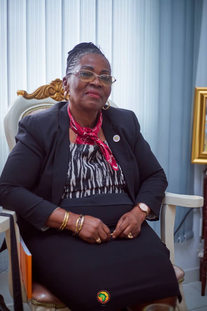MaepGabon's tweet photo. 𝗹𝗲 𝗣𝗿. 𝗠𝗼𝗻𝗶𝗾𝘂𝗲 𝗞𝗢𝗨𝗠𝗕𝗔 𝗠𝗔𝗡𝗙𝗢𝗨𝗠𝗕𝗜 𝗘𝗣𝗦𝗘 𝗠𝗔𝗩𝗢𝗨𝗡𝗚𝗢𝗨-𝗕𝗢𝗨𝗬𝗢𝗨, a effectué sa première sortie officielle, depuis son accession à la tête de cet organe spécialisé de l’Union Africaine : le   Mécanisme Africain d’Évaluation par les Pairs (MAEP). https://t.co/et7RtBh3qt