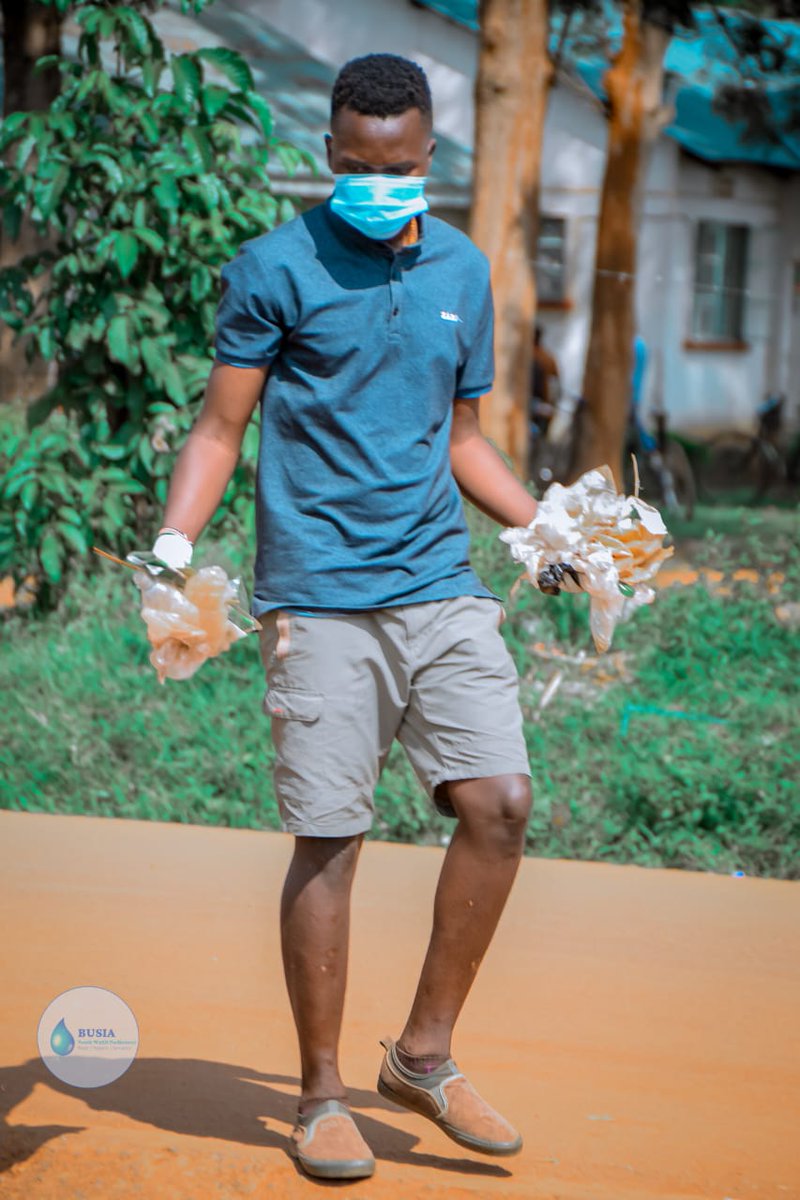 KiongoziNgaiwa's tweet photo. Today @busiawash marked World Environment Day 2024 bu cleaning up Soko Posta.Thanks to the Busia Municipality for offering equipment. https://t.co/3sCaG3u4K5