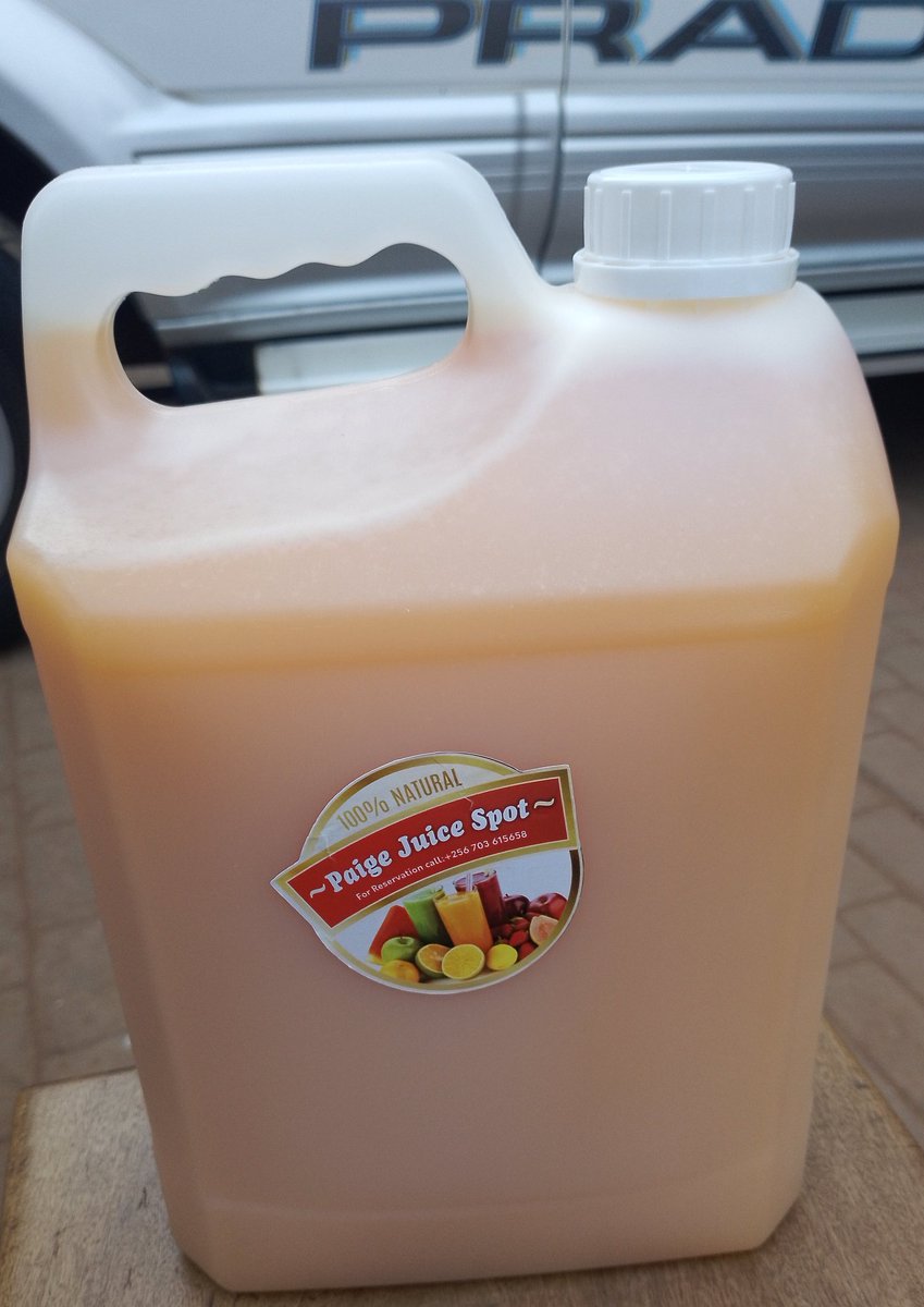 upendocharity1's tweet image. If all my followers each take this? 
Would I again look for jobs 🤔😄.
Buy for you, your loved ones, your crush, your side chic, your baby moma, your future suit, gf, bf, wife at work, husband at work etc. 
#OrderNow. #VeryAffordable #5ltr.
