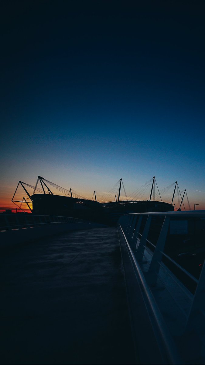 mancityIndo's tweet photo. Rumah yang kita cintai. 🏟️💙

Penyegaran untuk layar gawai kamu, Cityzens!  📲

#WallpaperWednesday https://t.co/5r6kBvV1Y9