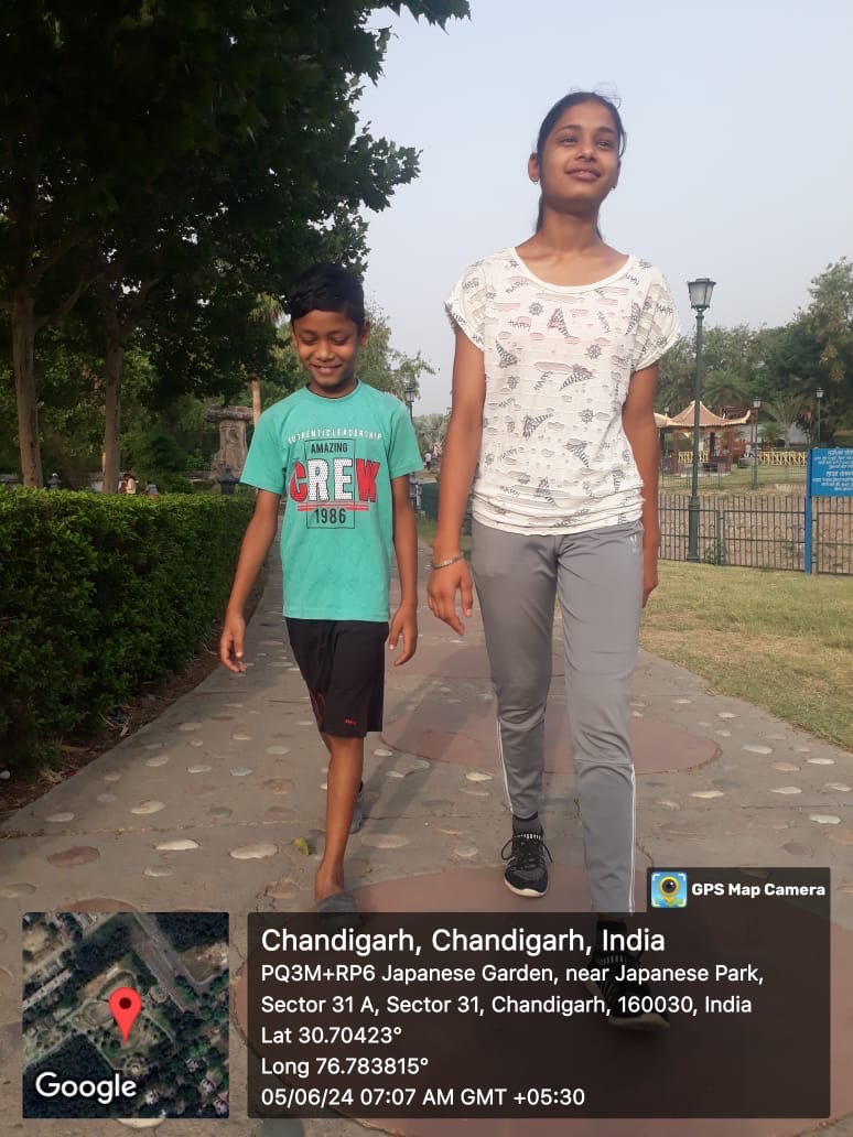 gmhs31's tweet photo. Summer Activities conducted during summer camps on the occasion of world environment day by the students of GMHS 31 C , Chandigarh
Day 1 : Adopt healthy lifestyle
Activities done by students
Nature walk in park or garden
Tree plantation 

@SchoolEduChd https://t.co/C7CwEMS2VI