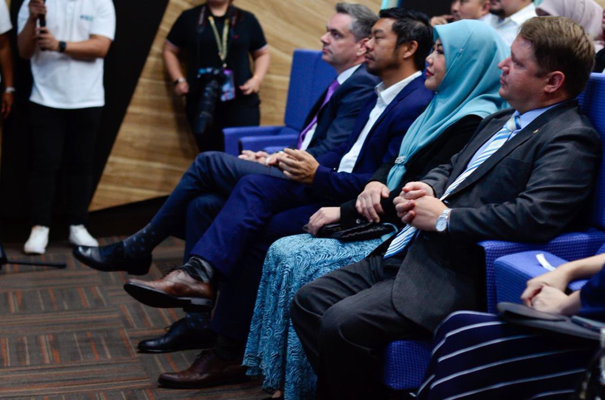 It’s a cliché but it’s true: the youth are our future. So I’m pleased that Ocean Week Brunei, which 🇦🇺 is sponsoring, has had a strong focus on empowering 🇧🇳’s youth to take action to advance sustainable ocean management. 🪸🐟🌊🙋‍♀️👨‍🌾🧕