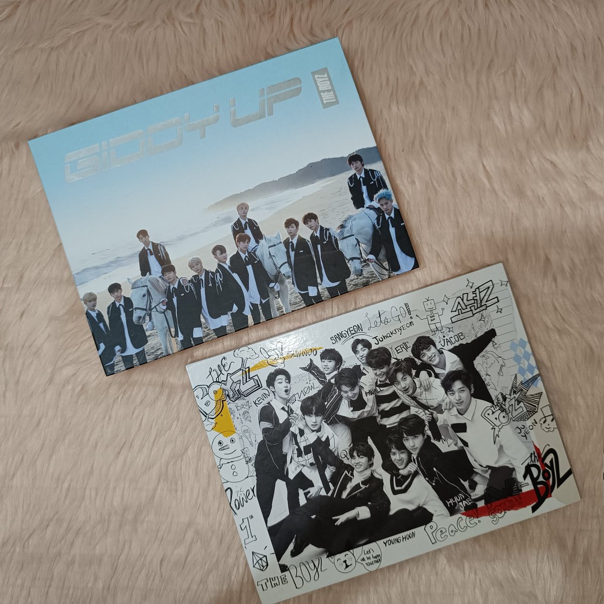 _milsuncart's tweet photo. ꒰#milsunsells꒱
🍥 wts lfb the boyz ph

📢 the start and the first tbz unsealed album
🍯 onhand
🍯 60 php each
🍯 2 weeks reservation
🍯reply or dm to claim
🍯rcbyt

📌 sangyeon jacob younghoon hyunjae juyeon kevin new q haknyeon sunwoo eric https://t.co/mPG00fMo22