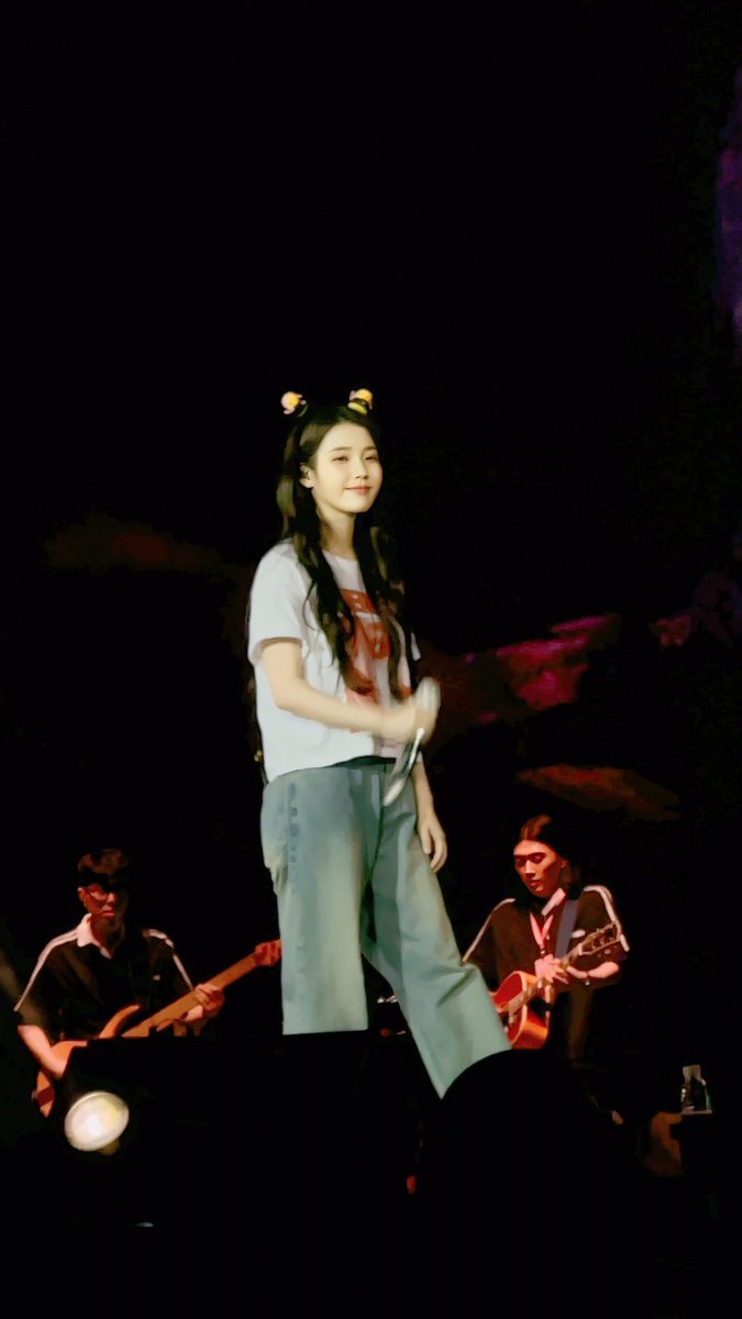 ara01171's tweet photo. 💜 my bbibbi https://t.co/JguiRVRxwu