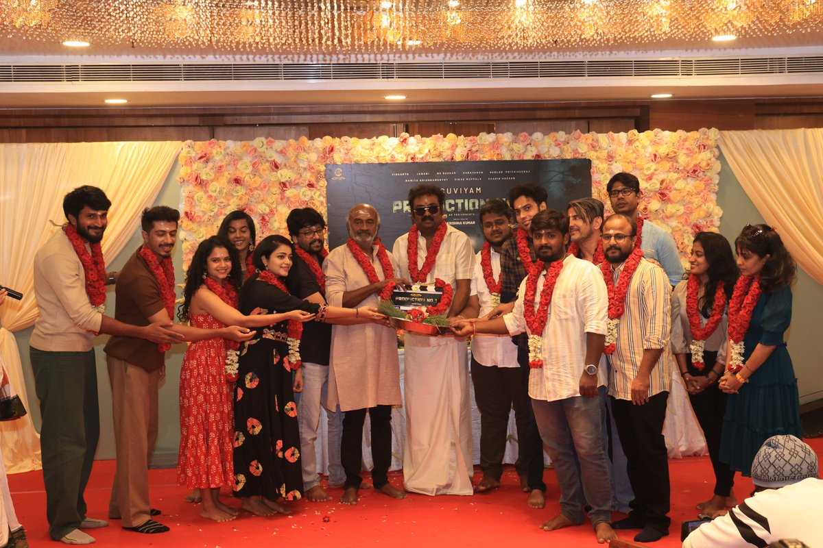 EditorGovind's tweet image. #cuviyam completes 10 years in the post production space, And now a new journeybegins!
#ProductionNo1, starting with a Pooja ceremony.
#10YearsOfCuviyam

@vidaarth_actor @jananihere @namikay1 @KrishKumar_G @praburhagav @iamkarthiknetha @lalgudihari
@editorgovind @SathishwaranPRO