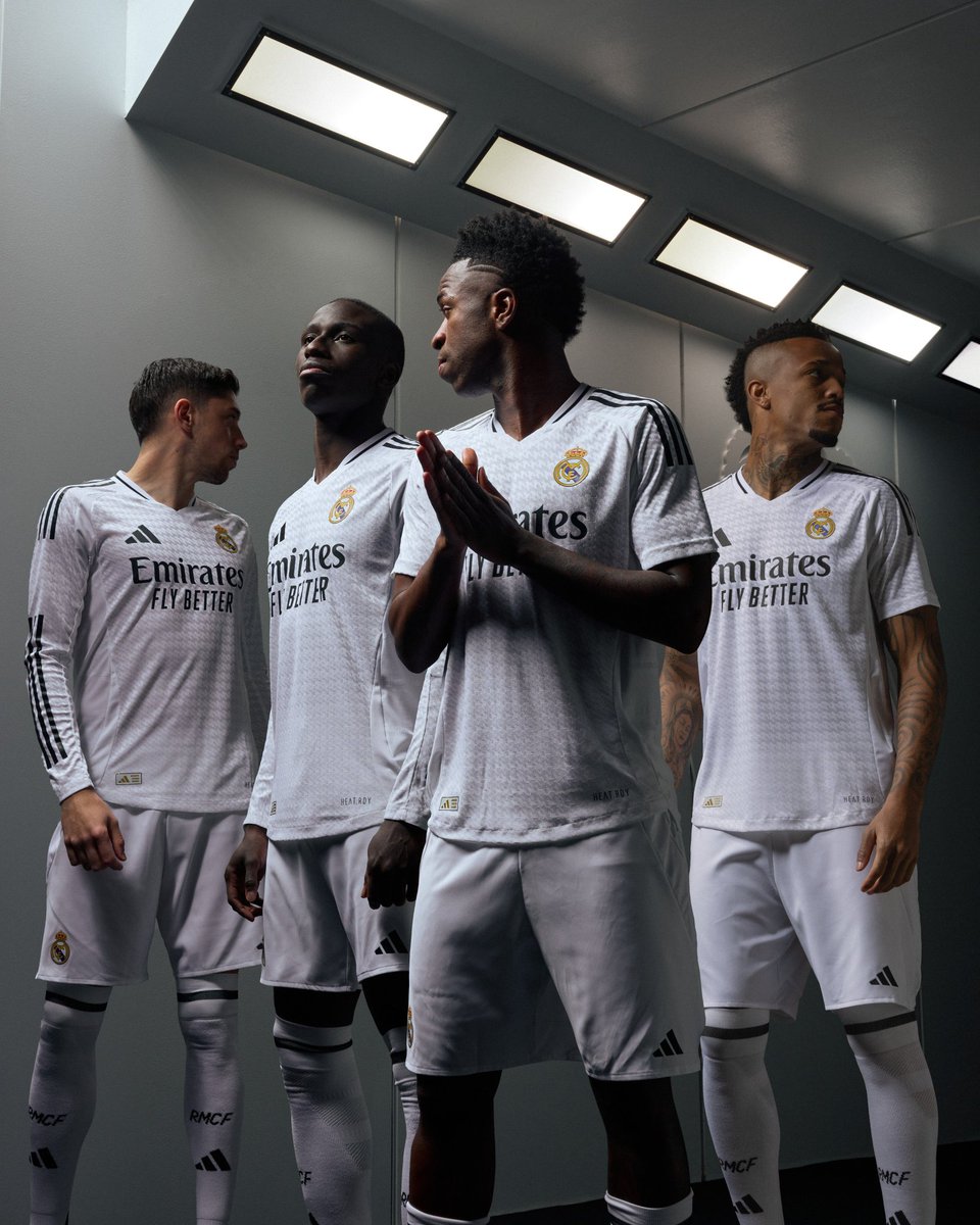 DanikRM_'s tweet photo. ¿De que jugador os pillarías vosotros la camiseta de la temporada que viene?

Yo lo tengo clarísimo https://t.co/8DyRphDVtK