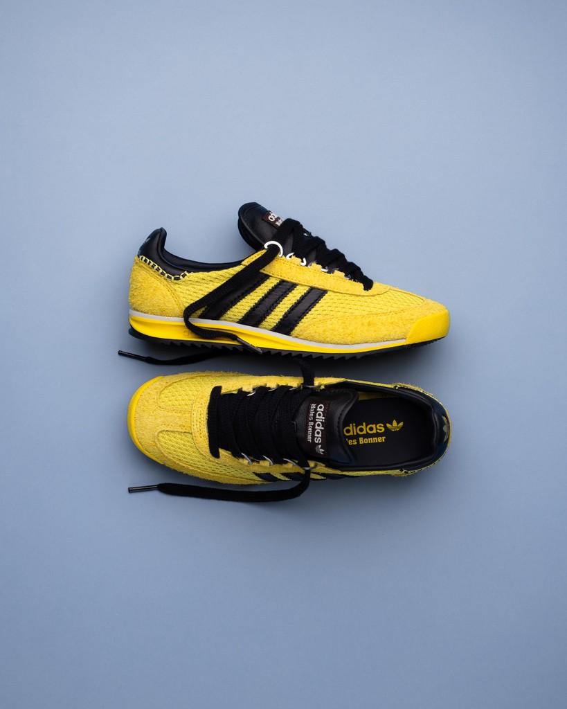 titoloshop's tweet photo. Wales Bonner X Adidas SL76 in stock at Titolo⁠
⁠
style code: ⁠
IH9906⁠
IH3262⁠
⁠
Link in bio!⁠
⁠
#adidas #walesbonner #SL76 https://t.co/cdfiU04dJA