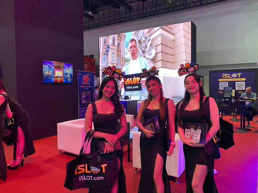 Islot_Official's tweet photo. iSlot-2024 年最佳远程老虎机提供商，
iSlot 凭借其多样化和创新的老虎机游戏组合荣获 2024 年最佳远程老虎机提供商称号。尖端技术和引人入胜的游戏体验为在线游戏行业树立了新的标杆。 https://t.co/R1rSah6kRg