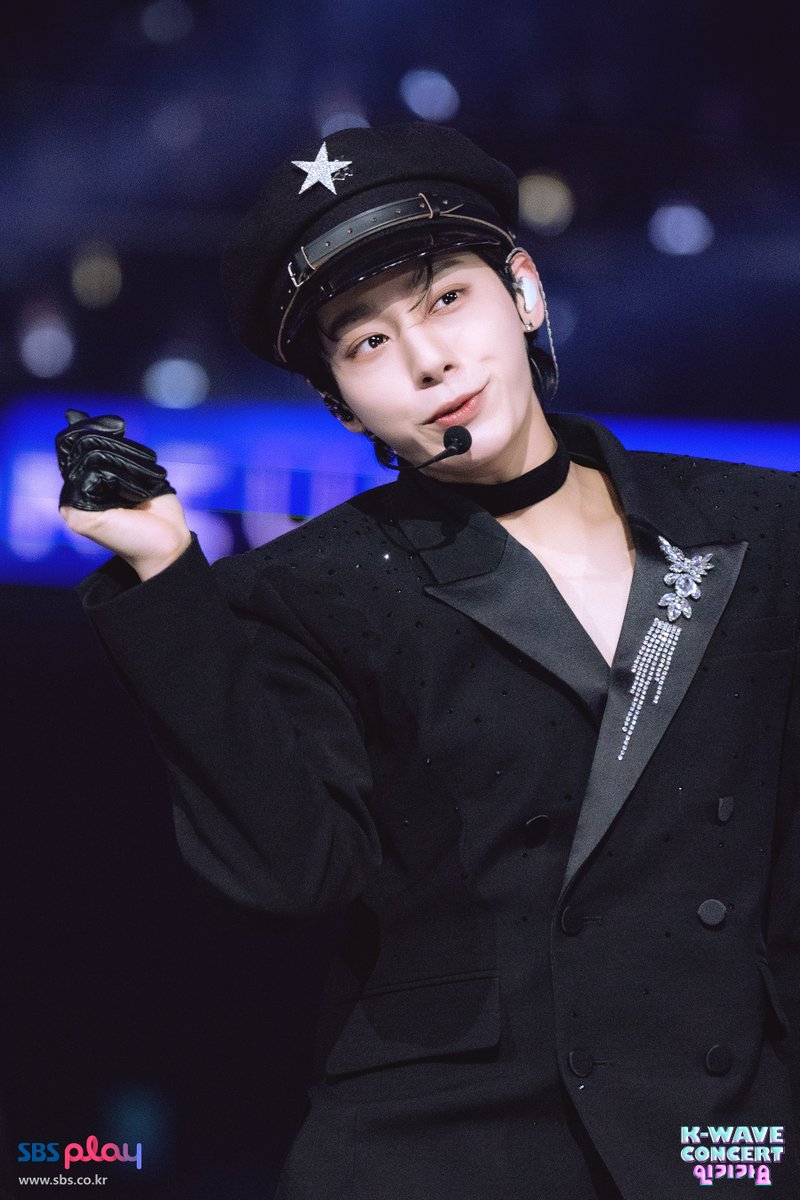 inga_sbs's tweet photo. 📸 K-WAVE CONCERT 인기가요

✨독점 선공개✨
원어스 현장포토 도착📢

MORE🔗https://t.co/mAvsYwSBUA

#KWAVE_CONCERT_인기가요 #KWAVE #ONEUS #원어스 @official_ONEUS https://t.co/xaHbVJ4SrN