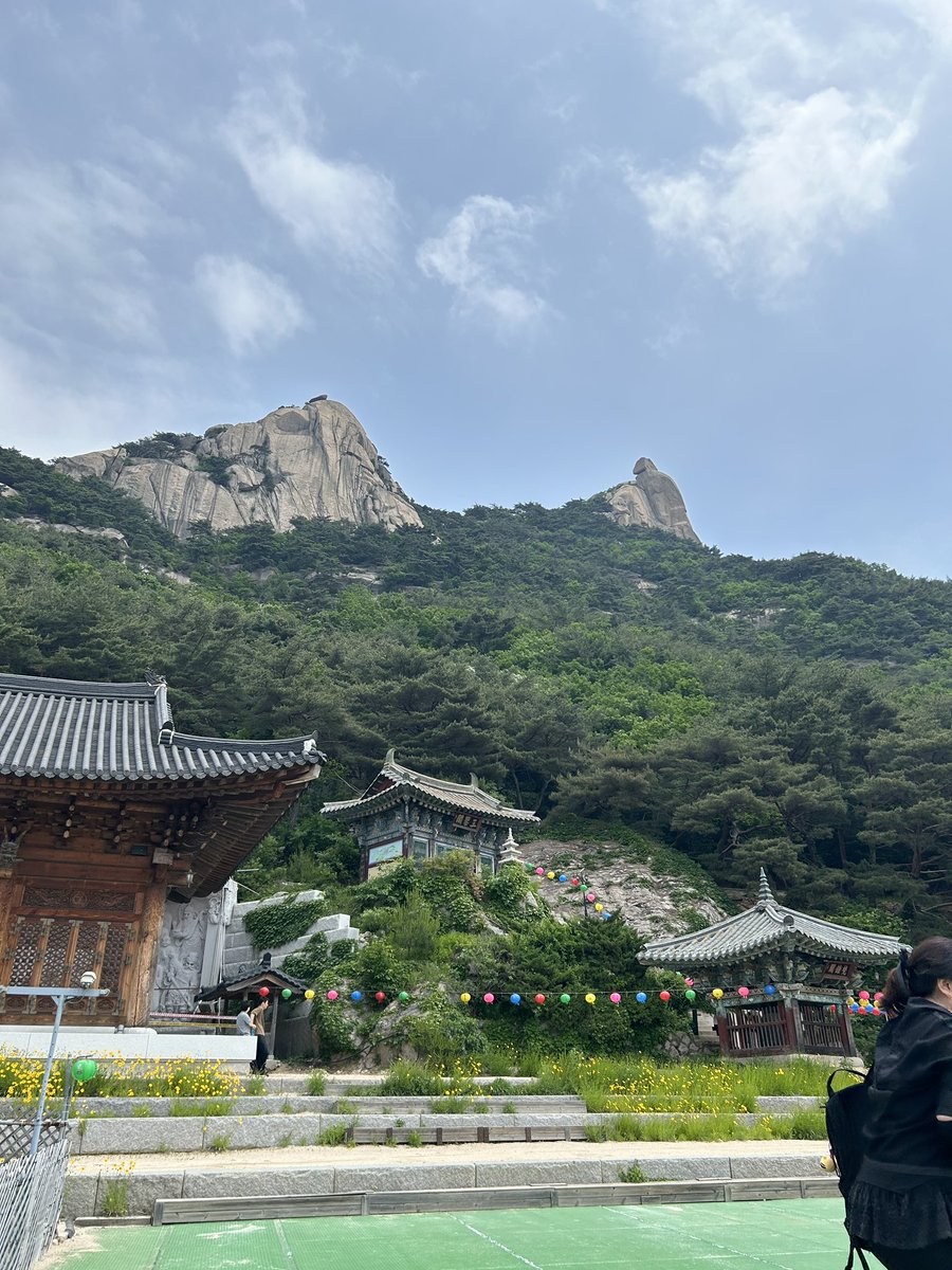 하늘이 맑다 북한산 어딘가에서