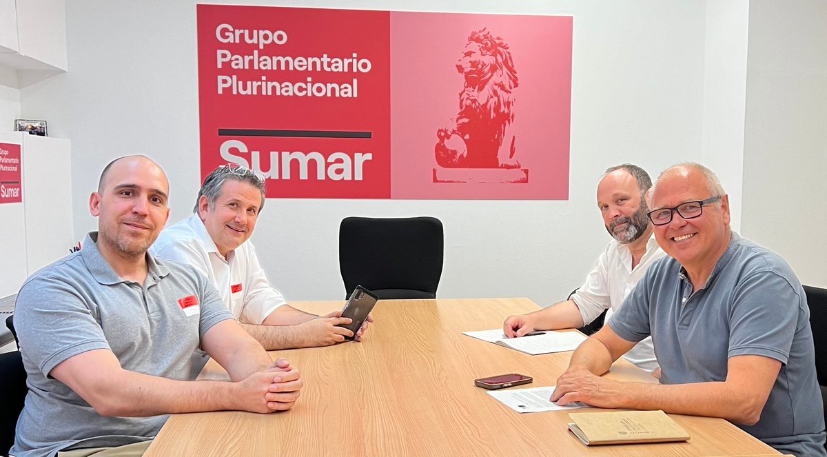 Nos hemos reunido con el diputado <a href="/AlonsoCantorne/">Fèlix Alonso Cantorné 🔻</a> para trasladarle nuestra preocupación por la opacidad en el proceso de compra de Vodafone España por parte Zegona. Desde <a href="/VFESUGTMADRID/">UGTgrVodafoneMadrid</a> queremos darle las gracias a él y a su equipo por su tiempo. Seguiremos en contacto ✊️
