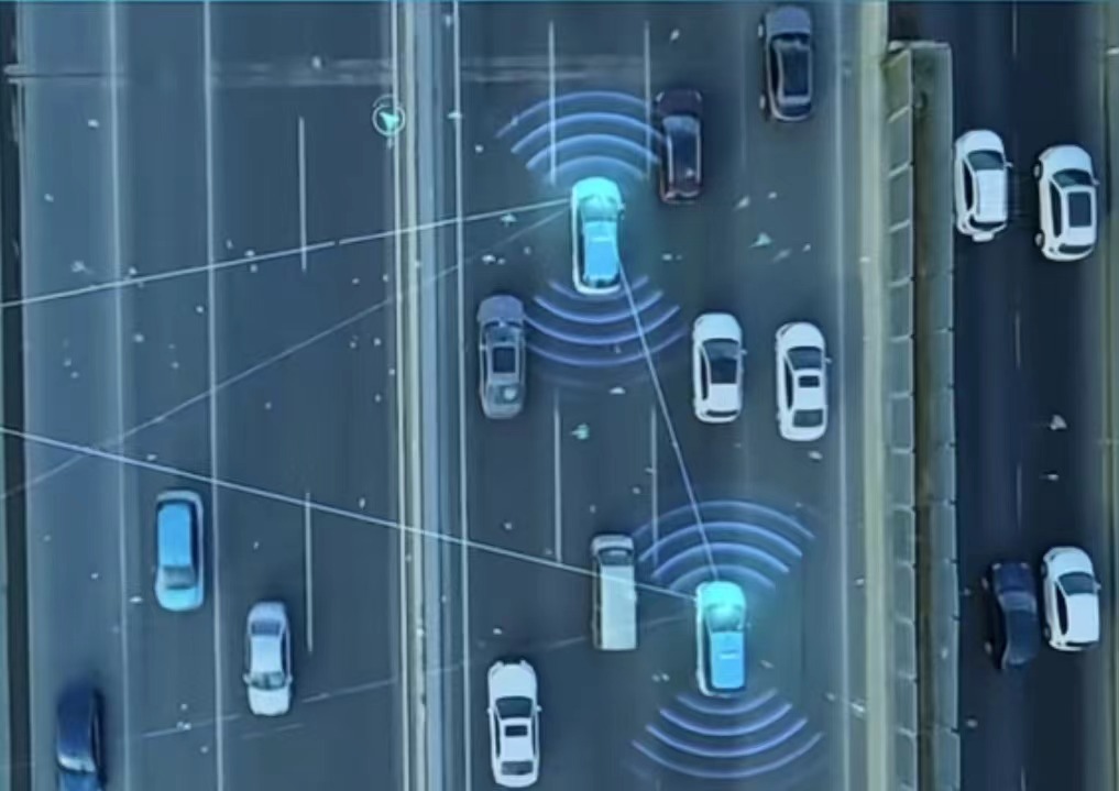 ShLetsMeet's tweet photo. China plans to launch a pilot project for the admission and road operation of intelligent connected #vehicles (#ICVs) in seven cities, including Beijing, Shanghai and Guangzhou. The project will include passenger cars, buses and trucks.
By the end of this April, China has opened over 29,000 km of roads for vehicle testing and issued more than 6,800 test demonstration licenses.
