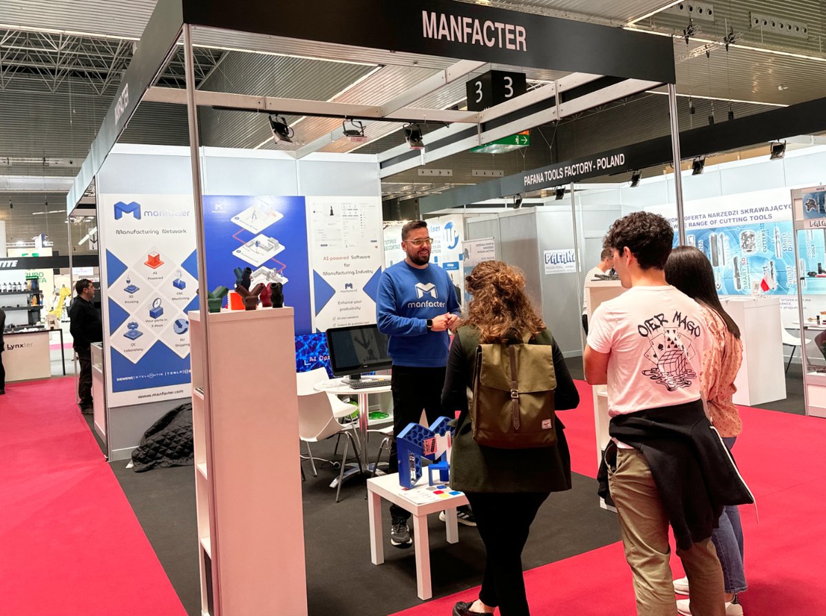 manfacter_eu's tweet image. The second day of #ADDIT3D has been amazing! 

We are thrilled to have welcomed so many familiar faces at the #manfacter stand. Thank you to our partners, clients, and everyone who stopped by to try our demo! 

Visit us tomorrow at the @BEC_Bilbao 𝗛𝗮𝗹𝗹 𝟯, 𝘀𝘁𝗮𝗻𝗱 𝗕𝟯𝟭.