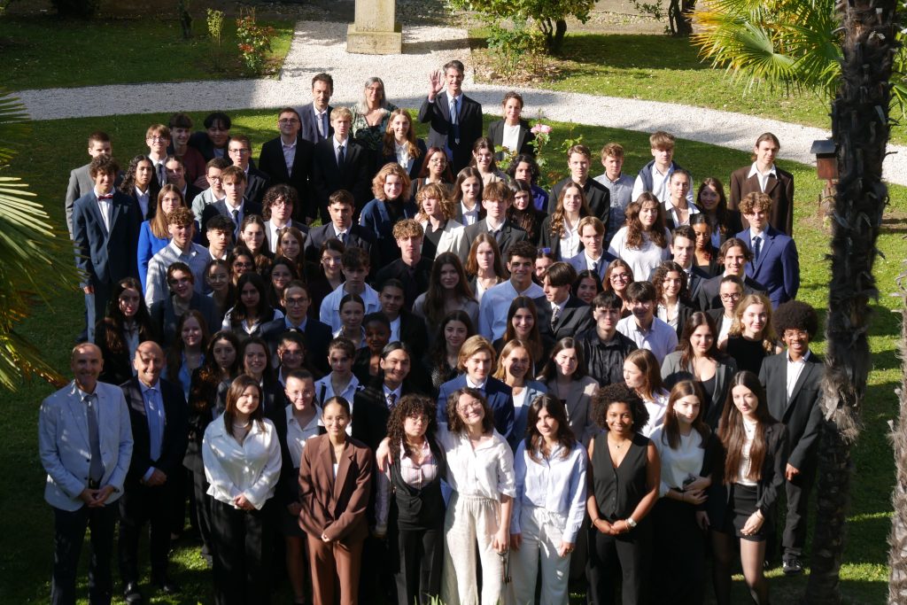 LycTheoGAUTIER's tweet photo. La conférence de simulation des Nations Unies PyrenMUN s'est déroulée au lycée.
100 élèves de @victorduruy65, de @LycTheoGAUTIER et d'un lycée d'Istanbul mènent des débats en anglais sur de grandes thématiques mondiales. 
@DSDEN65 @actoulouse #ONU https://t.co/4fVqLPOSGD