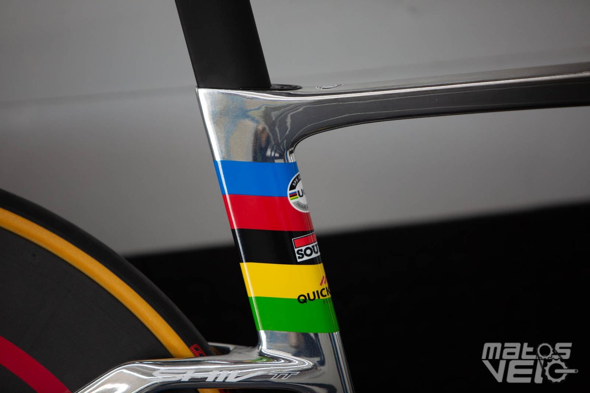 matosvelo's tweet photo. Exclusivité Matos Vélo, le vélo de Remco pour aujourd'hui ! https://t.co/3PQuVGZaJp