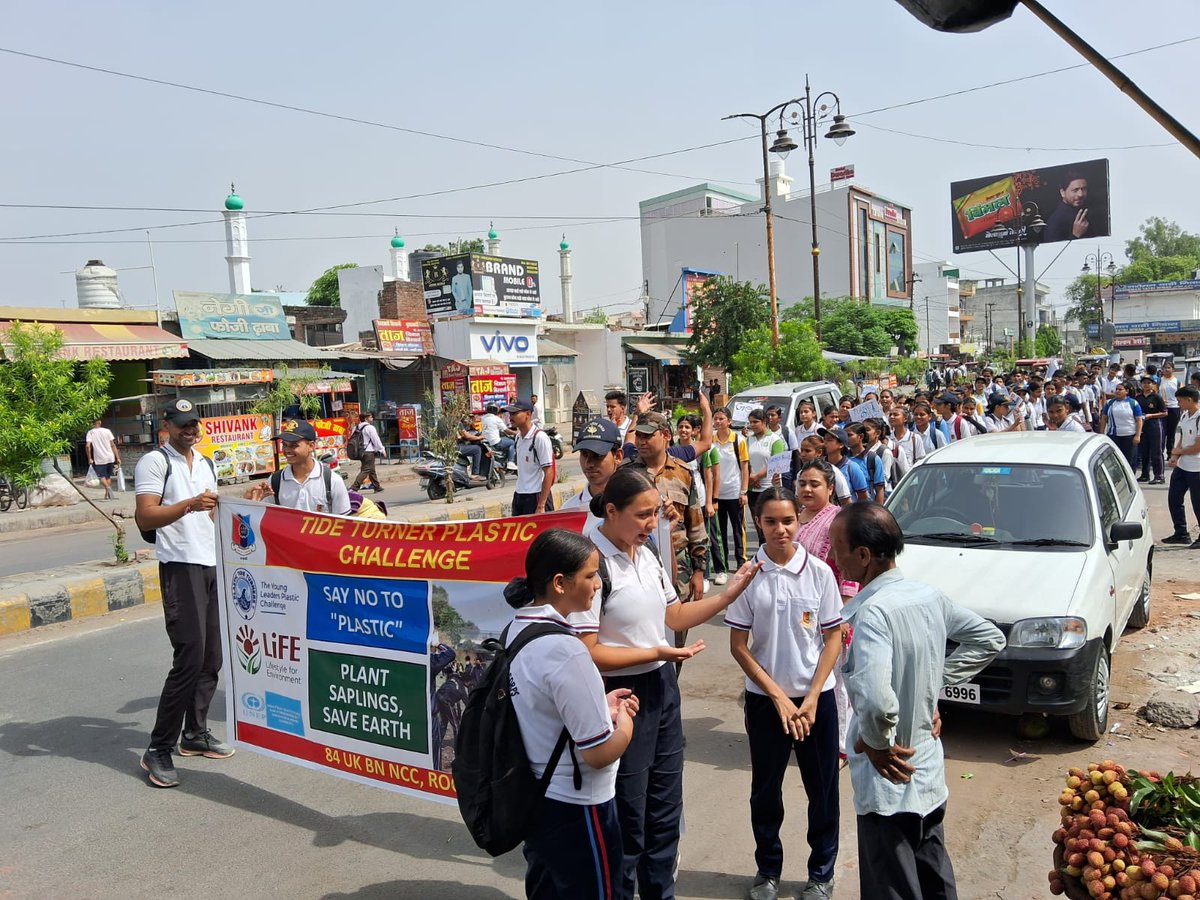 ravi3383's tweet photo. *PUNEET SAGAR ABHIYAN: 84 UK BN NCC ROORKEE*
On 05 Jun, as part of *TIDE TURNER PLASTIC CHALLENGE*, 223 cdts and 05 Staff of 84 UK collected and deposited 83 kg of plastic with Municipal Corp, Roorkee and spread environ awareness amongst locals.
@PRODefDehradun ; @NCCUttrakhand; https://t.co/cFveIHA2tr