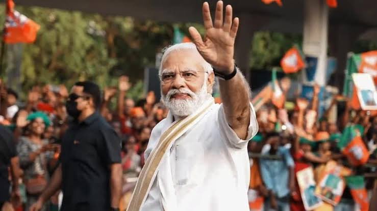 prayassevak's tweet photo. अक्सर निस्वार्थ से काम करने वाला सबको अभिमानी लगता है। क्योकी वो निजी लाभ की परवाह किए बिना लक्ष्य को देखता है। @narendramodi @BJP4India https://t.co/D2LonfX0l3
