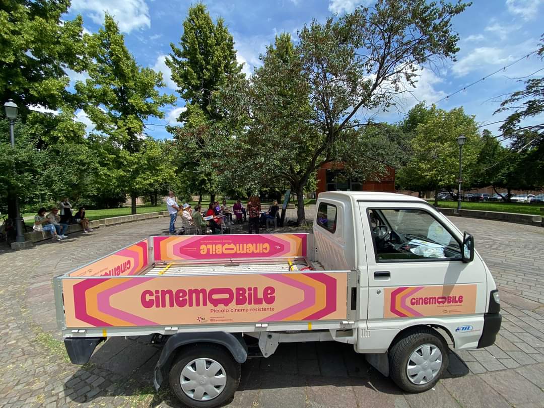 📣 Spettacoli, laboratori, circo, teatro, film e giochi per tutte le età:  torna Estate Popolare! La rassegna di eventi fino a fine settembre animerà 14 quartieri di #ReggioEmilia con tanti appuntamenti gratuiti.🔎Scopri il programma👉 estatepopolare.it