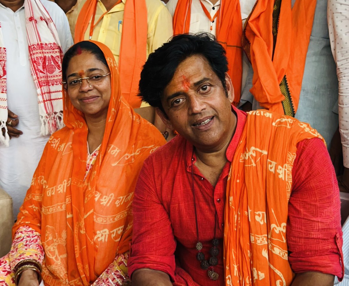 abhijeetislive's tweet photo. Ravi Kishan of BJP has been declared the winner over Kajal Nishad of SP. Polling 585834 votes, Ravi Kishan emerged victorious by a margin of 103526 votes, with Kajal Nishad polling 482308 votes.
@BJP4UP @BJP4India @ravikishann @ECISVEEP 

#loksabhaelctionresult #bjp #400Paar https://t.co/CWx9v4MlyQ