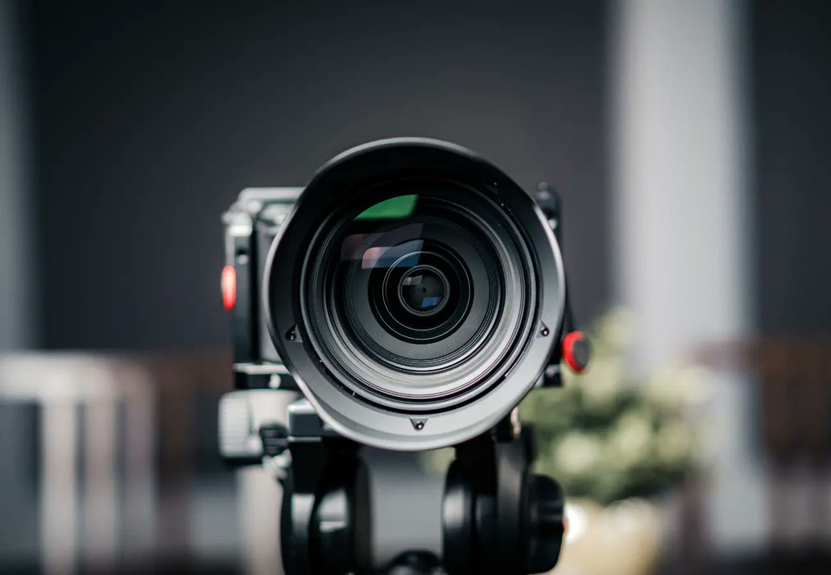 ExtramileD's tweet photo. ✨ New Blog ✨ Want to find out how to optimise your videos for search? Head to our blog to read more! 💻  https://t.co/GGXRZmd2Vo https://t.co/osLq9st4SD