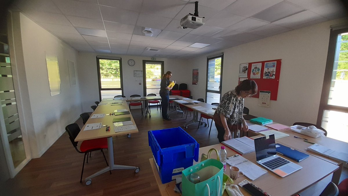 Poursuite des #actions de recrutement pour <a href="/BurgerKingFR/">Burger King France</a> à #Foix : préparation des tests MRS pour 11 personnes 
<a href="/muriellehenry1/">Murielle HENRY</a> <a href="/FTravail_OCC/">France Travail Occitanie</a>