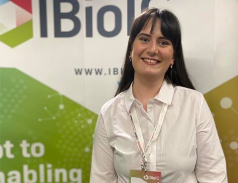 Working with microbes in a hands-on lab role is Cecilia McCann's ambition:
ibioic.com/case-study-dat…

If that's your ambition as well, we're recruiting now for our #MSc in #industrialbiotechnology:
strath.ac.uk/courses/postgr…