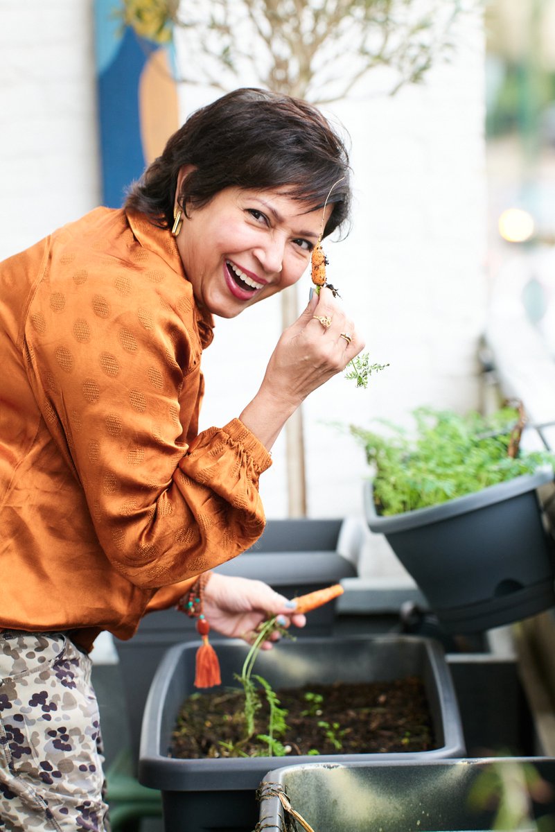 Miste je het artikel 'Ik ben er nog' in de <a href="/MargrietNL/">MargrietNL</a>  editie 22? Noor Feije schreef 10 rake artikelen over vrouwen, w.o. ik, die #palliatief zijn maar nog steeds leven en #betekenis toevogen aan hun dagen. Lees hier mijn interview. waheeda.nl/interview-marg…