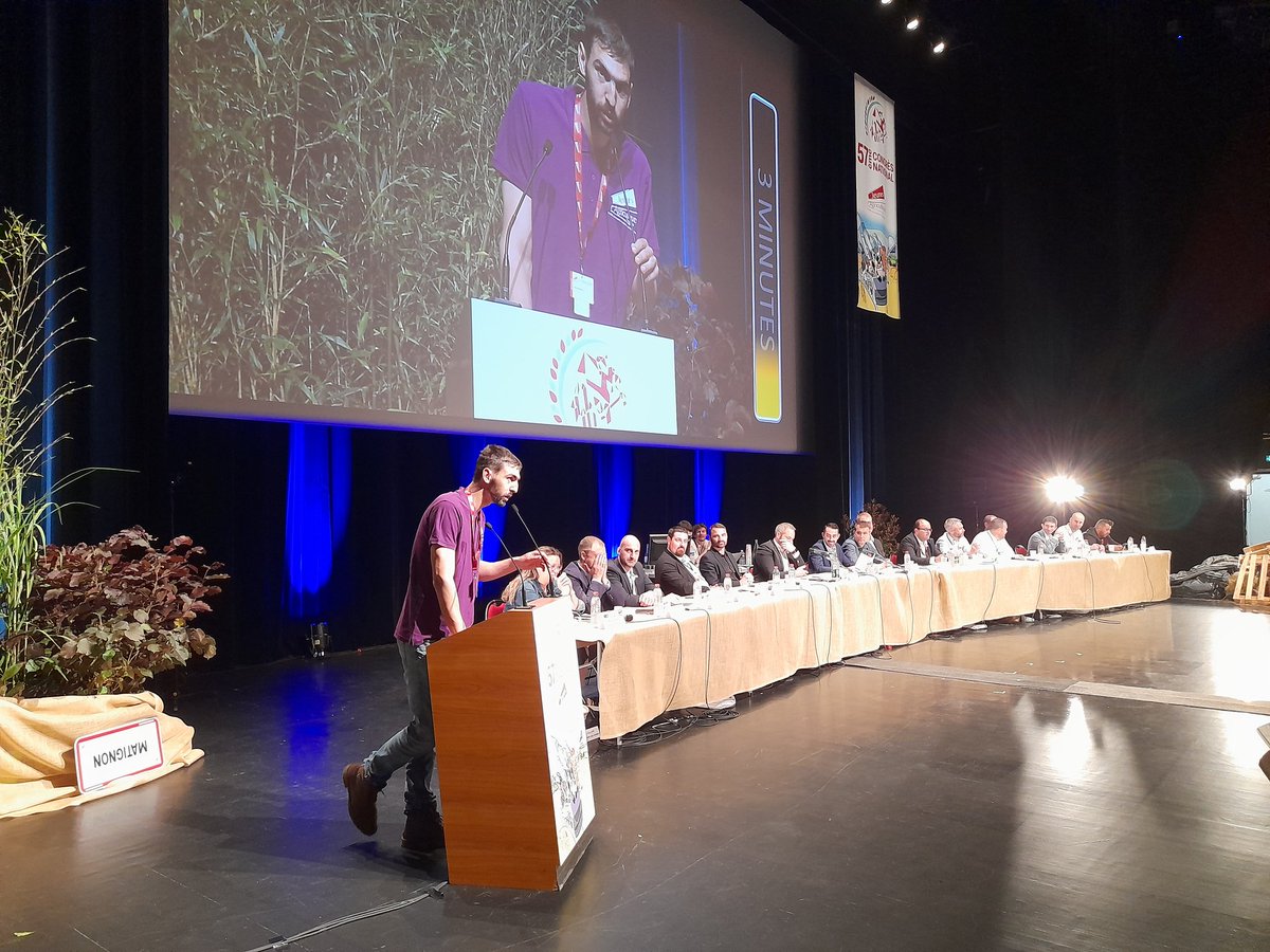Le discours des présidents permet à chaque région de s'exprimer avant l'ouverture des débats sur le Rapport d'Orientation de <a href="/JeunesAgri/">Jeunes Agriculteurs</a> ! 
#JAGE souhaite que ce rapport, présenté au Futuroscope, dessine le futur de l'agriculture 👨‍🌾