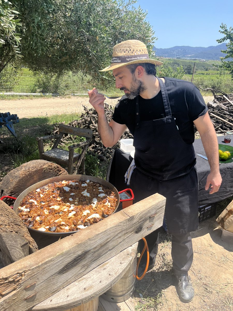 John Stevens (@johnmstevens5) on Twitter photo 🥘 A culinary delight at <a href="/FincaParera/">Finca Parera</a> vineyard! A Biodynamic winery! A memorable Paella lunch experience amidst the scenic fields. A taste of Spain in the heart of nature! 🍇🌿 #PaellaPerfection #FieldToTable 🌞 🥘 A culinary delight at <a href="/FincaParera/">Finca Parera</a> vineyard! A Biodynamic winery! A memorable Paella lunch experience amidst the scenic fields. A taste of Spain in the heart of nature! 🍇🌿 #PaellaPerfection #FieldToTable 🌞