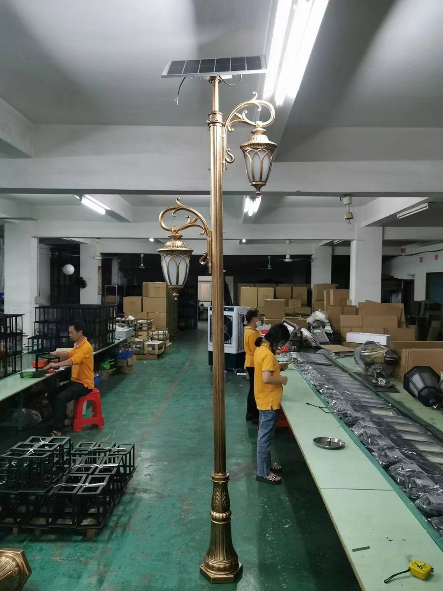 RachelC63621353's tweet image. 60W Solar garden light with post, IP65.

#solargardenlight
#solarledlight
#highluxlighting
#highluxsolarlighting
#highluxsolargardenlight
#highluxsolarledlighting