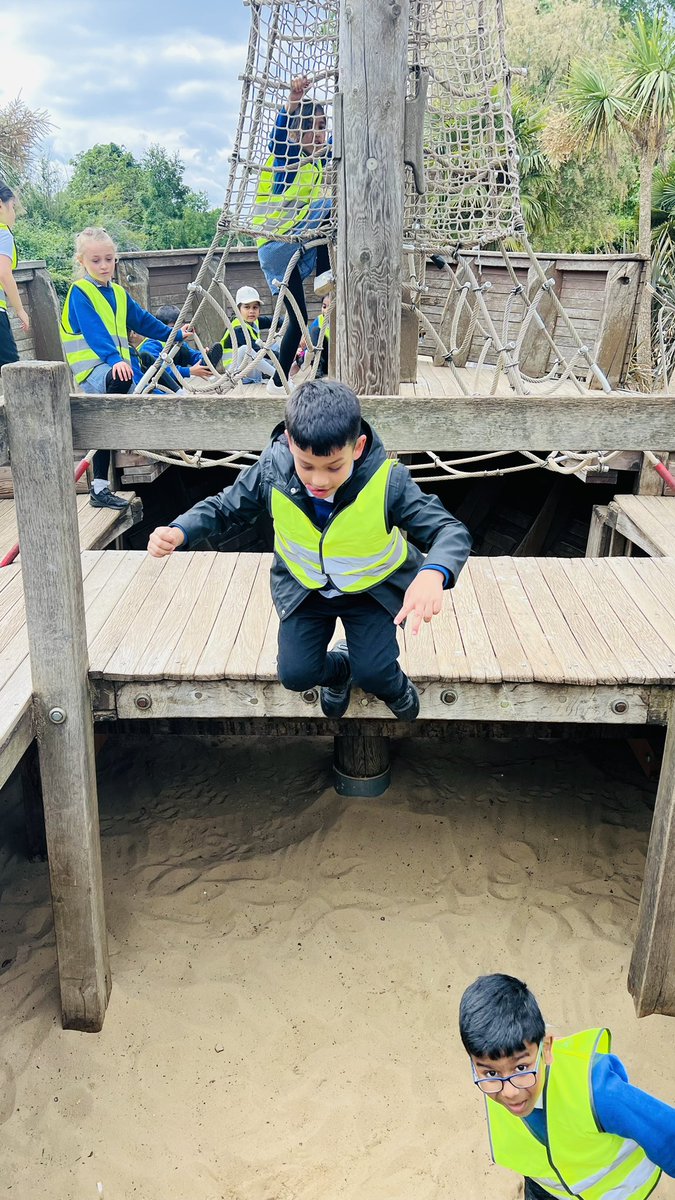 CJ_Year2's tweet photo. Cherry Tree Class trip to Hyde Park and The Princess Diana Memorial Playground continued… https://t.co/oN6fO1DRS3