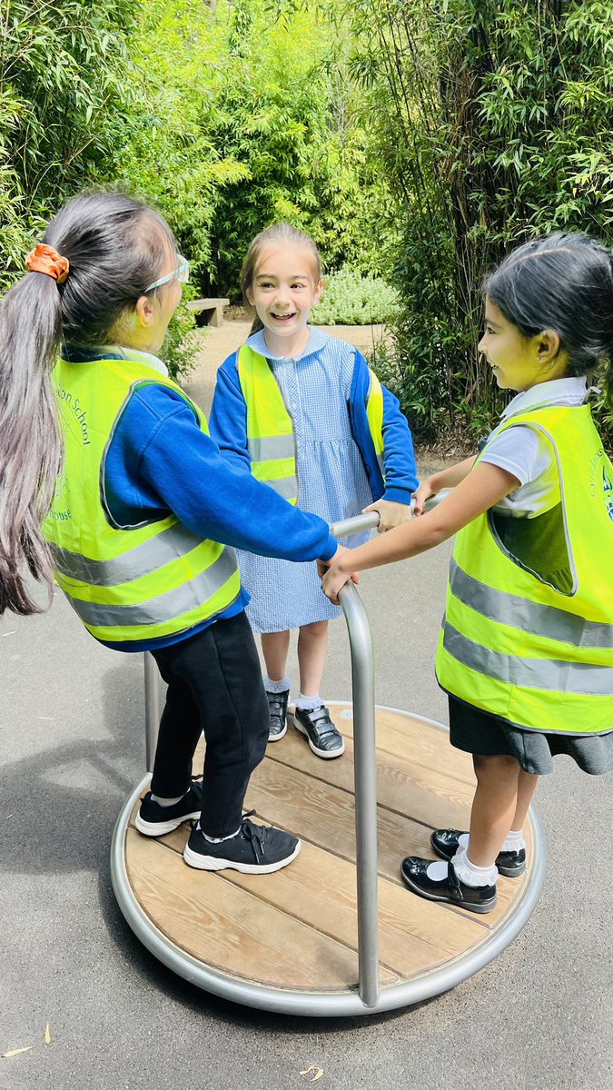 CJ_Year2's tweet photo. Cherry Tree Class trip to Hyde Park and The Princess Diana Memorial Playground continued… https://t.co/DtXruO2WrF