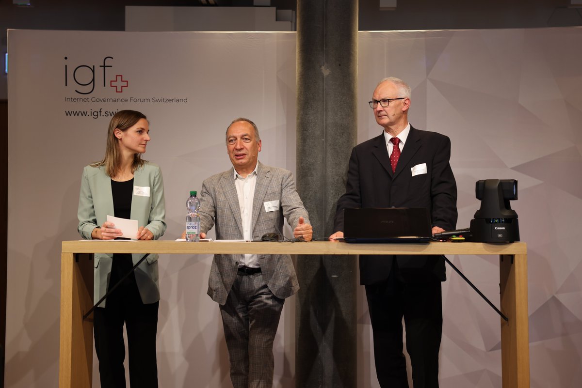 Swiss_IGF's tweet photo. “We cannot set the rules of the digital world within our own borders. The digital world is a transnational reality. I invite you to join us in promoting digital 🇨🇭and sustainable Internet governance.”, says @bernardmaissen, director @ofcomCHen, at the opening of #SwissIGF24. https://t.co/MyQIVSSKdz